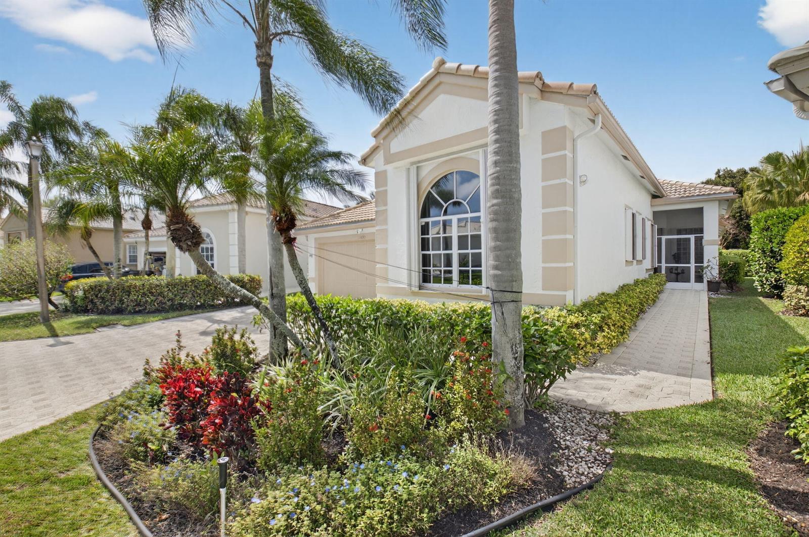 11893 Fountainside Circle, Boynton Beach FL 33437 photo 2