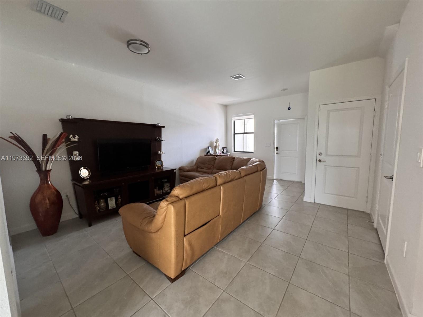 11927 SW 247th Ter, Homestead FL 33032 photo 4