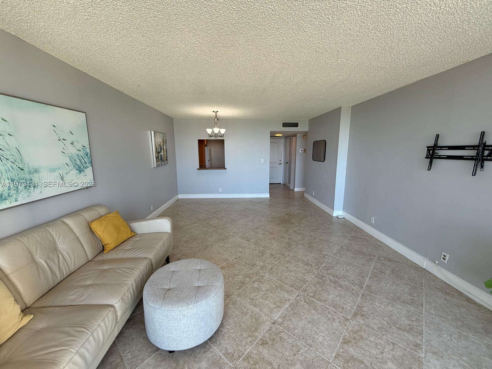 100 Bayview Dr # 610, Sunny Isles Beach FL 33160 photo 3