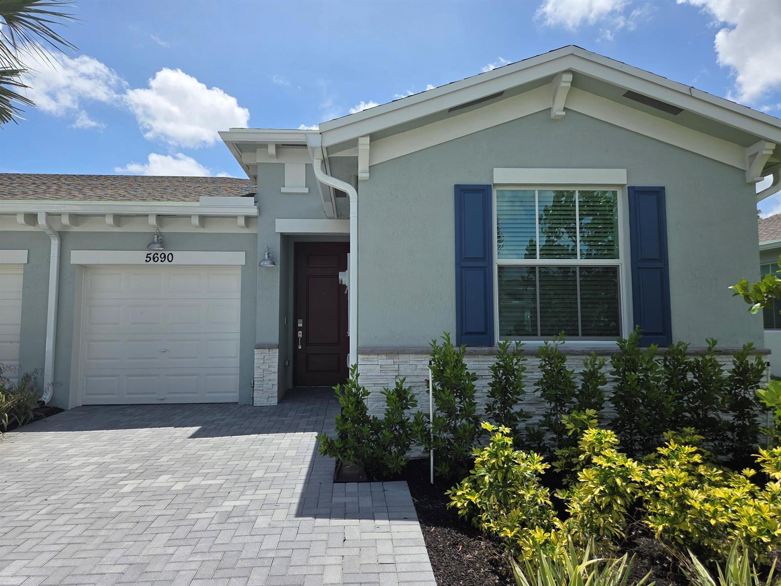 5690 Divine Drive, Delray Beach FL 33484