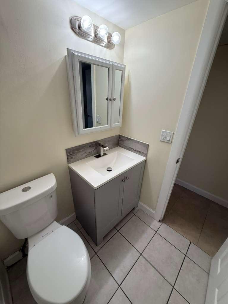 1505 Crescent Circle # C33, Lake Park FL 33403 photo 3