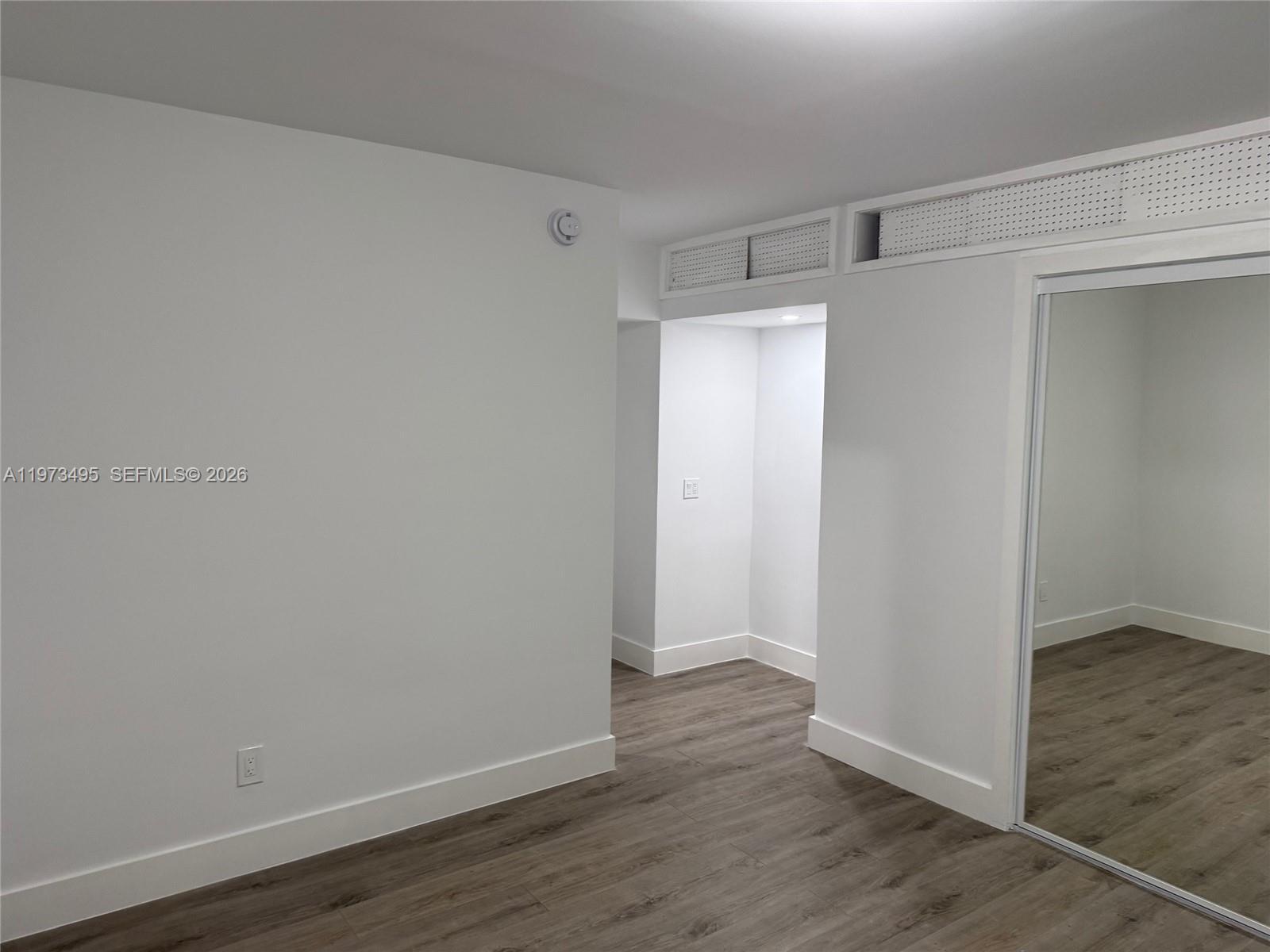 926 Michigan Ave # 12, Miami Beach FL 33139 photo 5