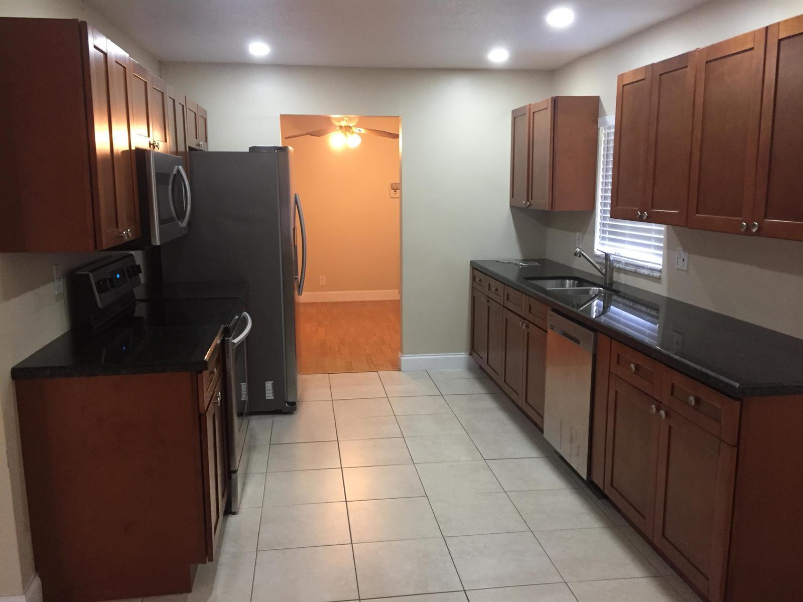 22447 SW 56th Avenue, Boca Raton FL 33433 photo 4
