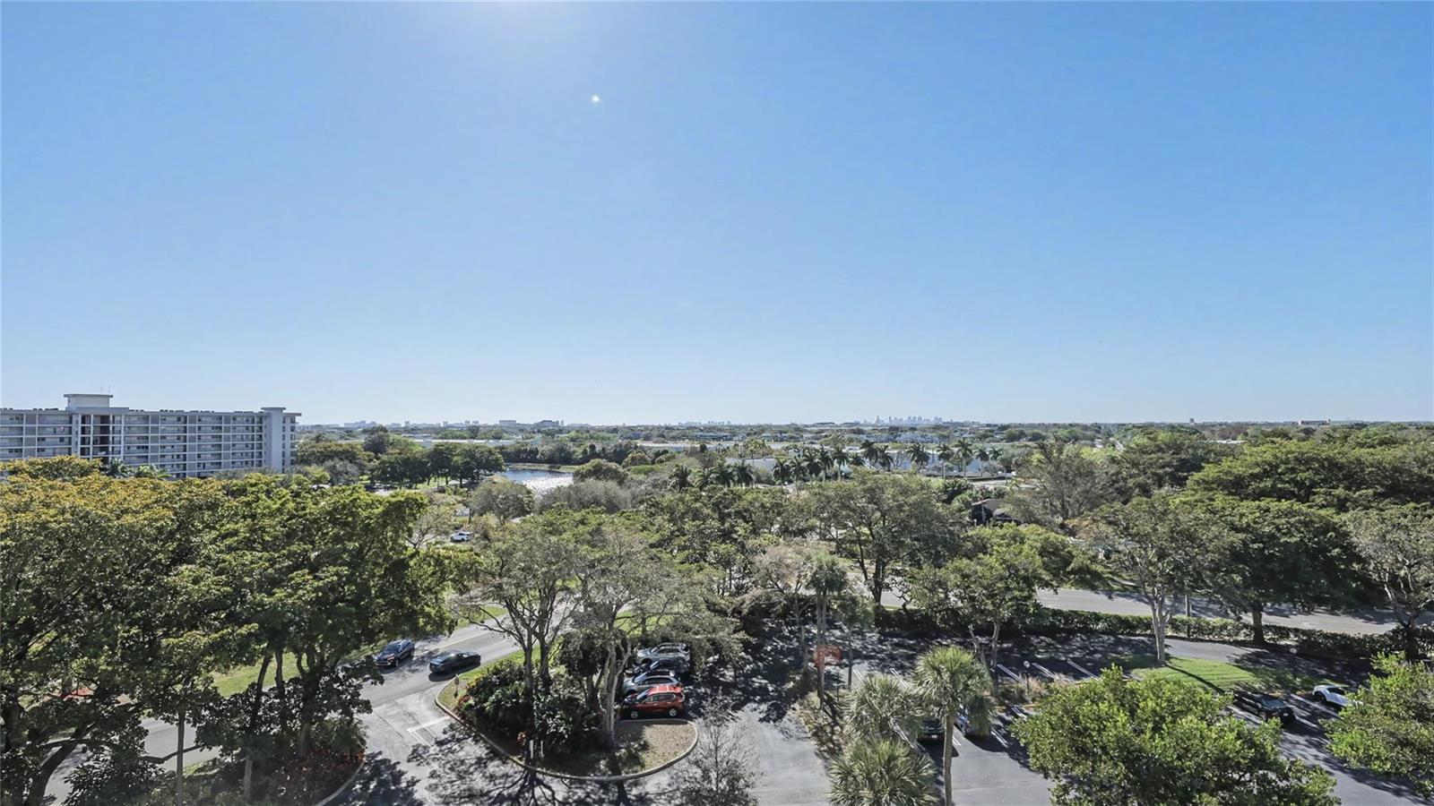 625 Oaks Drive # 808, Pompano Beach FL 33069 photo 4