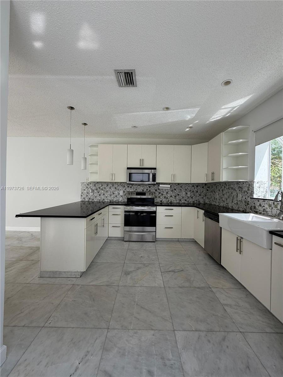 1534 Weeping Willow Way # 1534, Hollywood FL 33019 photo 5