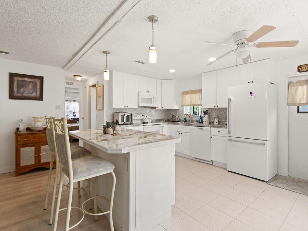 8 Brisa Lane, Port St. Lucie FL 34952 photo 4