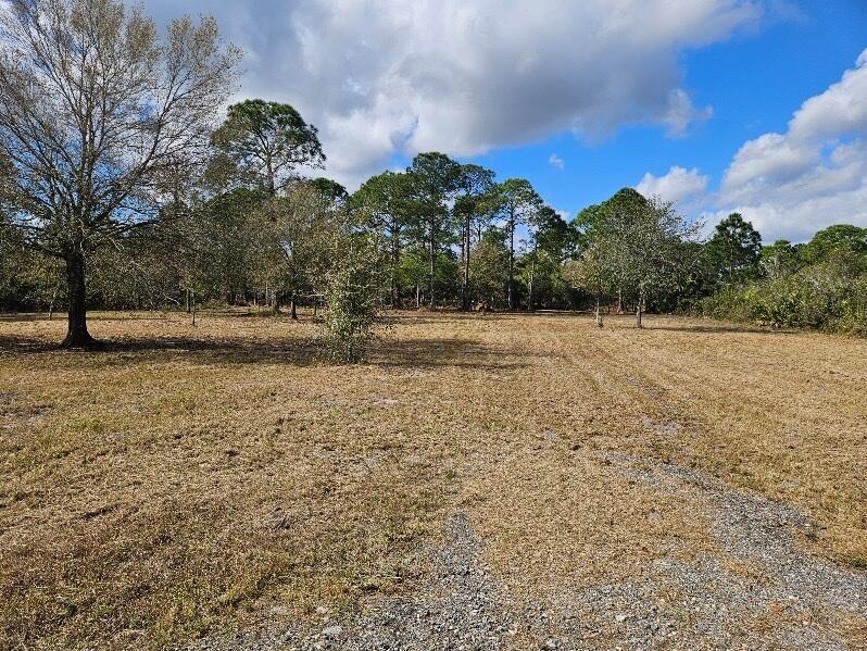 570 S Palomino Street, Clewiston FL 33440 photo 3
