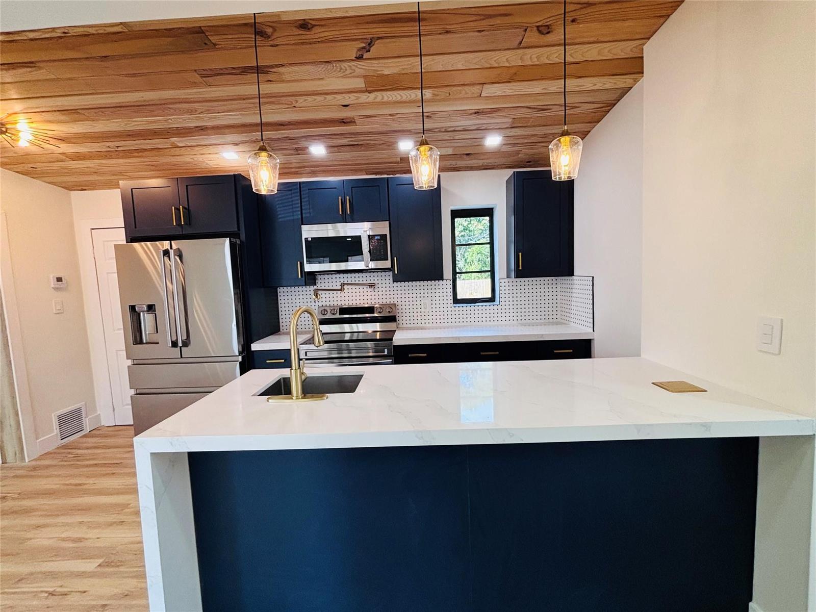 105 NW 28th Way, Fort Lauderdale FL 33311