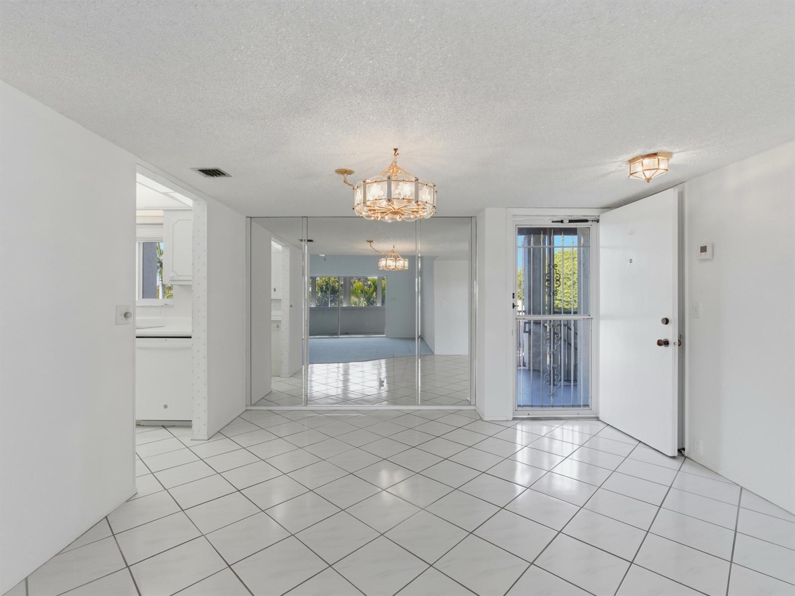 2580 Boundbrook Boulevard # 202, Palm Springs FL 33406 photo 2