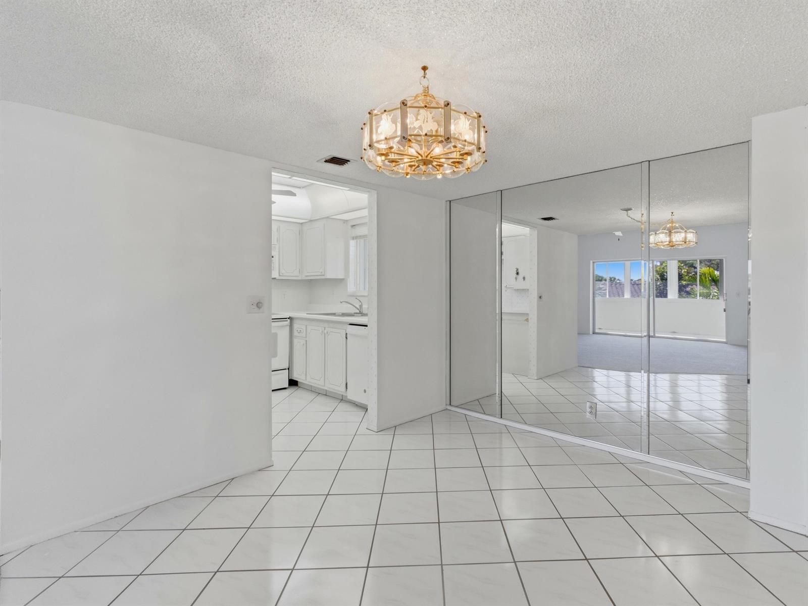 2580 Boundbrook Boulevard # 202, Palm Springs FL 33406 photo 5