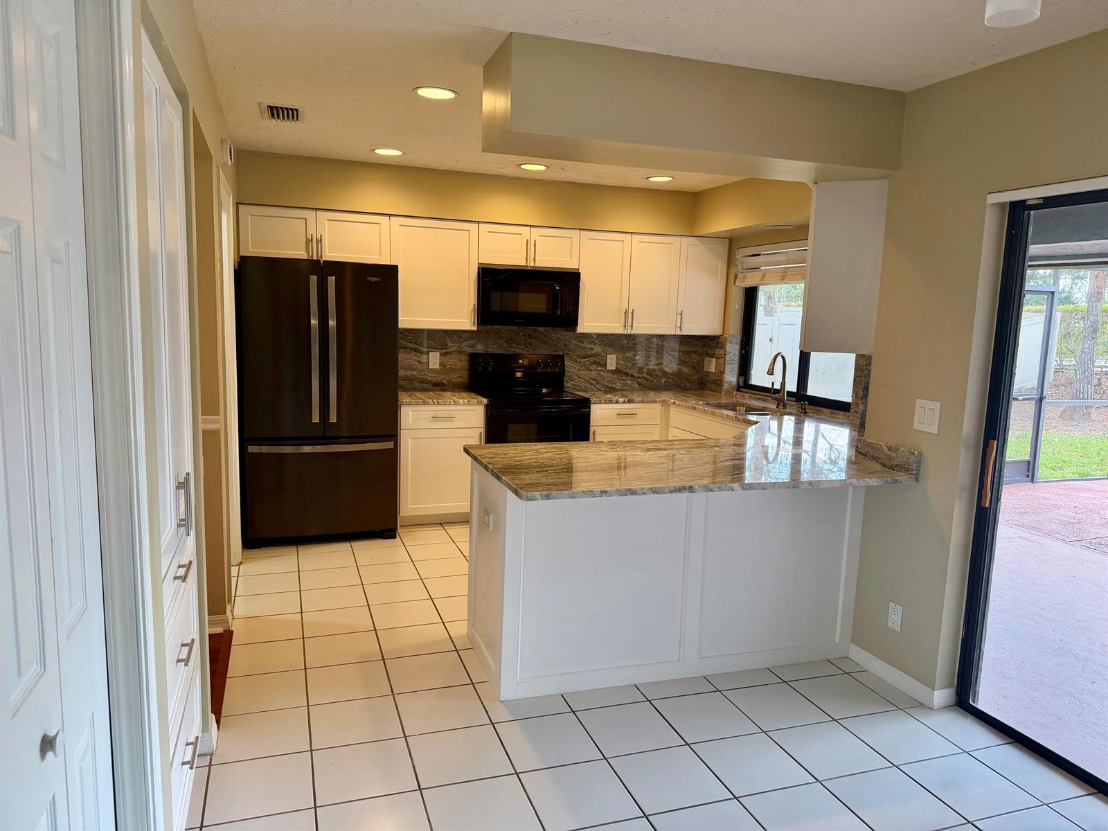 13427 Kingsbury Drive, Wellington FL 33414 photo 4