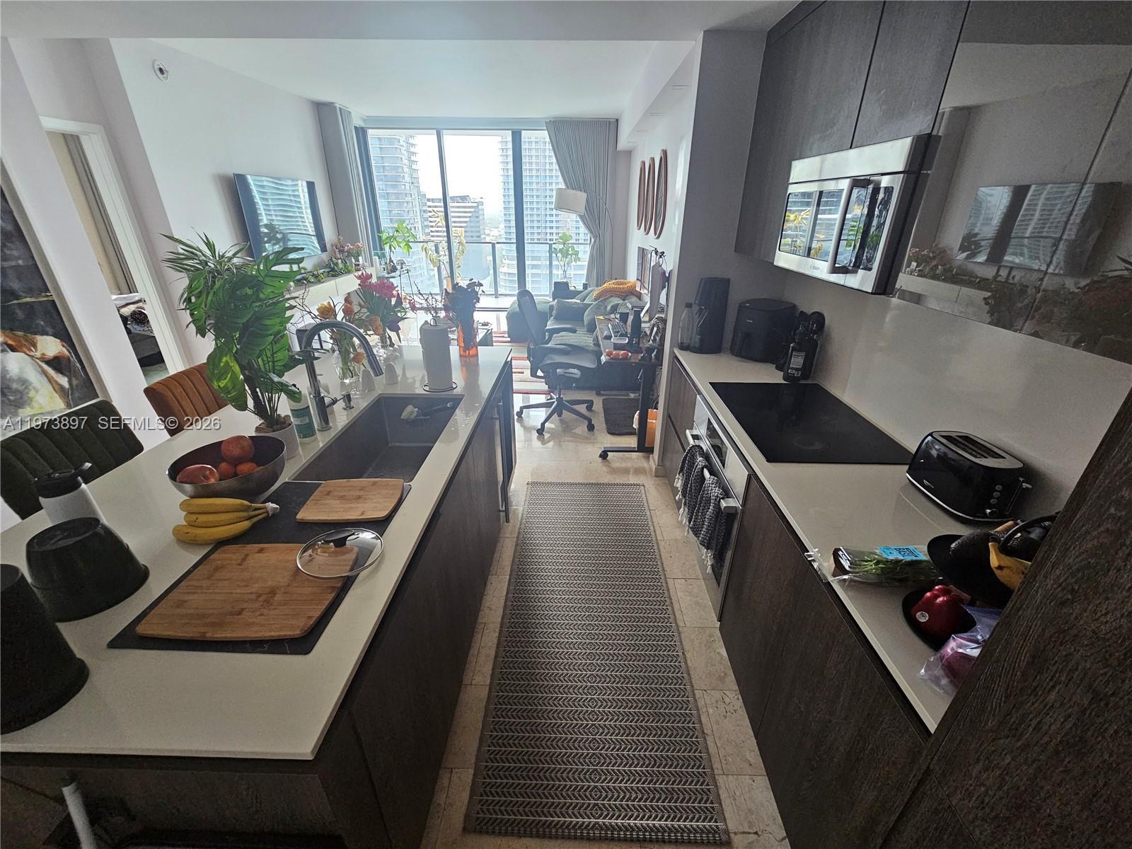 68 SE 6th St # 1806, Miami FL 33131 photo 3