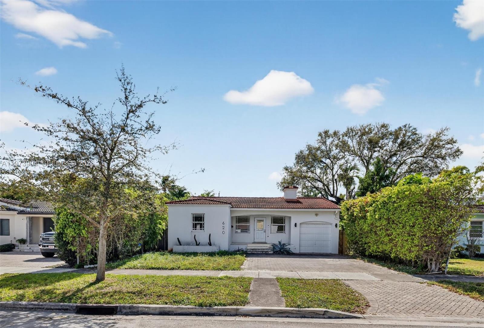 620 SW 27th Rd, Miami FL 33129 photo 4