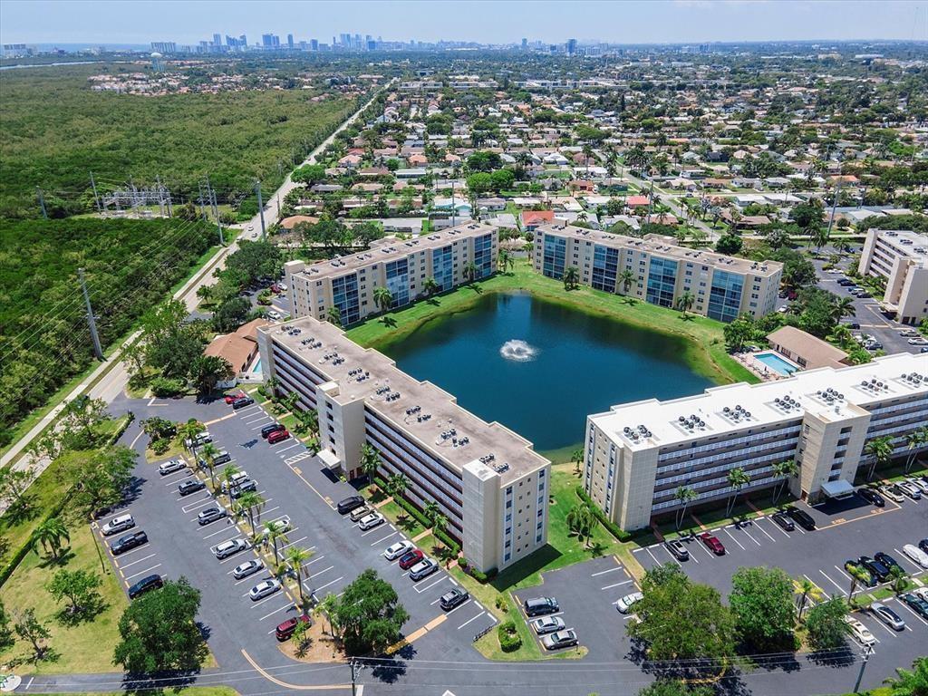 200 SE 5th Avenue # 606, Dania Beach FL 33004