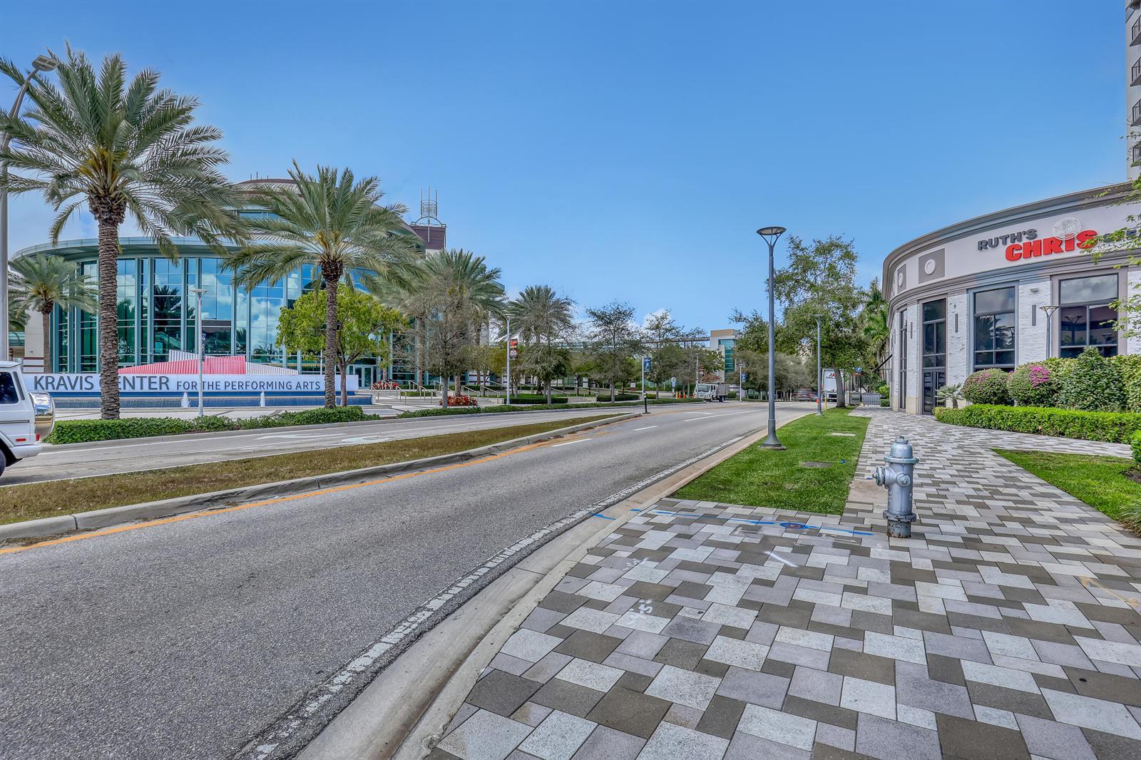 651 Okeechobee Boulevard # 403, West Palm Beach FL 33401 photo 2