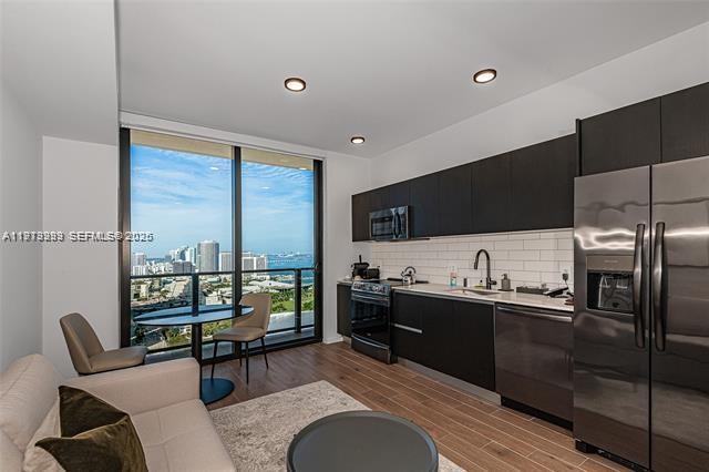 398 NE 5th St # 2802, Miami FL 33132 photo 4