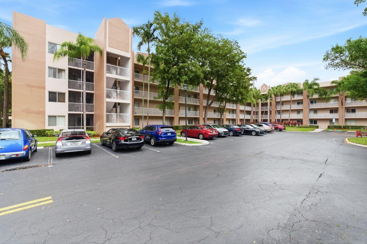 9511 Weldon Circle # 207, Tamarac FL 33321 photo 2