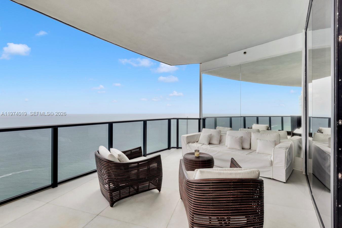 18555 Collins Ave # 4605, Sunny Isles Beach FL 33160 photo 2