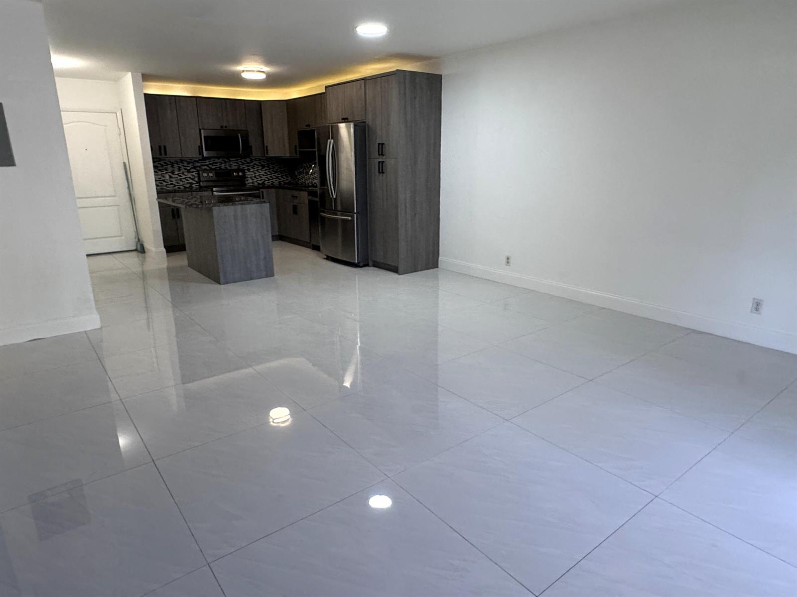 770 SE 2nd Avenue # F101, Deerfield Beach FL 33441 photo 2