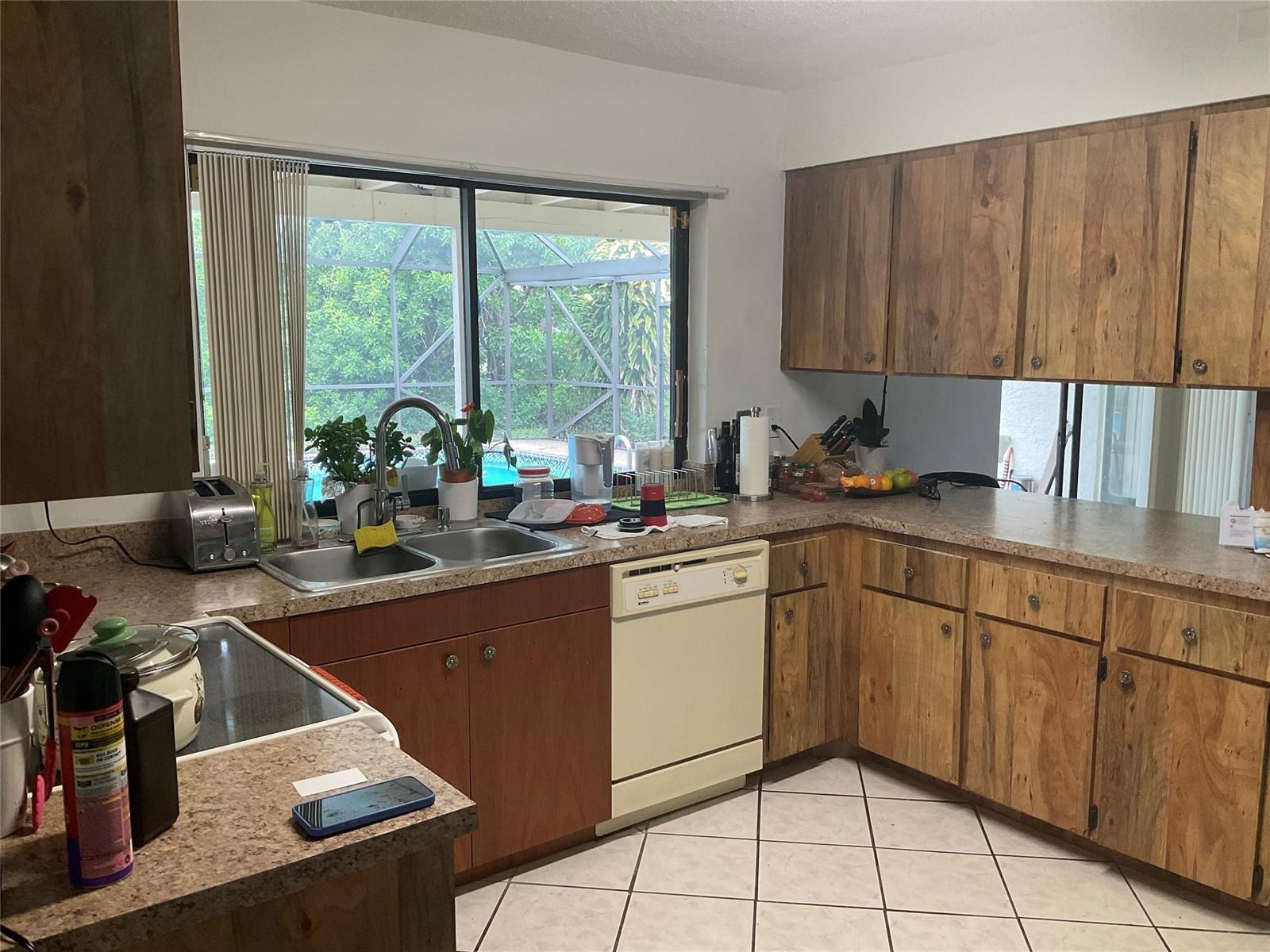 6269 Woodbury Road, Boca Raton FL 33433 photo 2