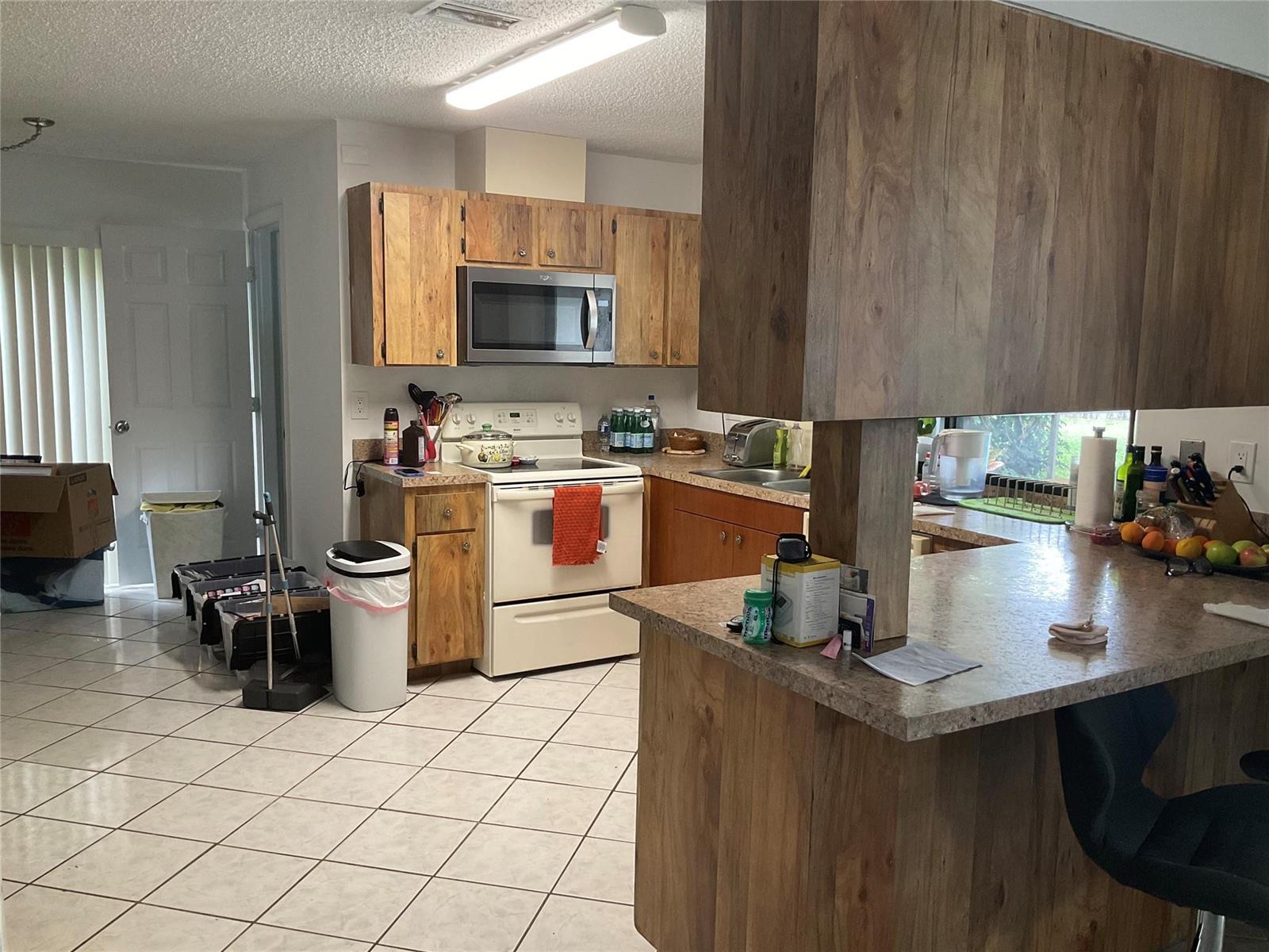 6269 Woodbury Road, Boca Raton FL 33433 photo 3