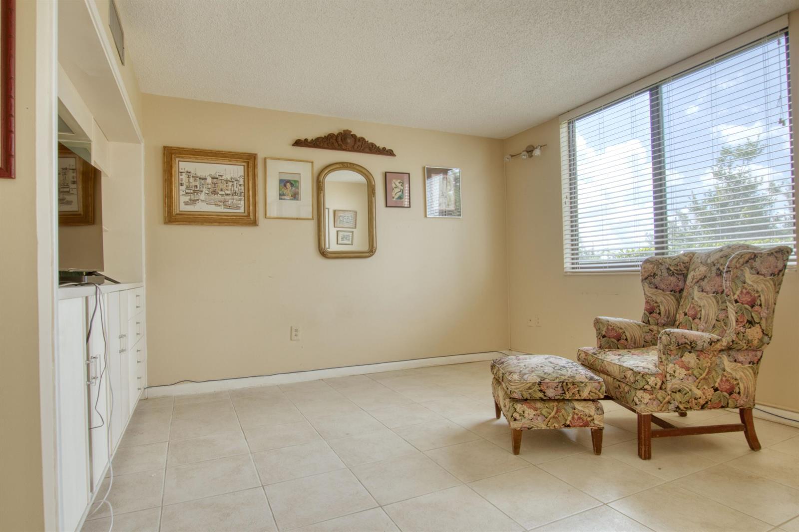 4260 D Este Court # 102, Lake Worth FL 33467 photo 4