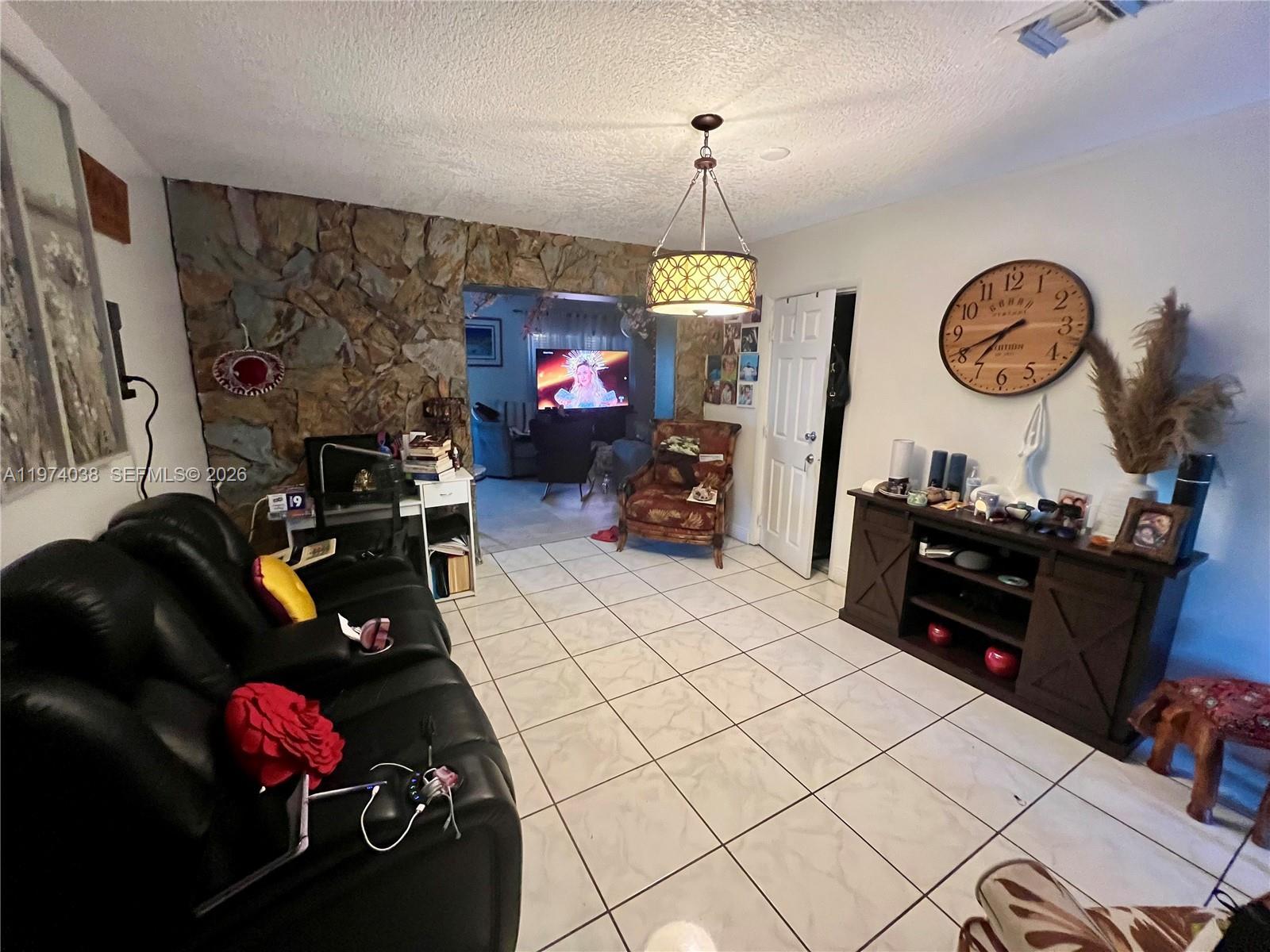 17101 NW 47th Ave, Miami Gardens FL 33055 photo 4
