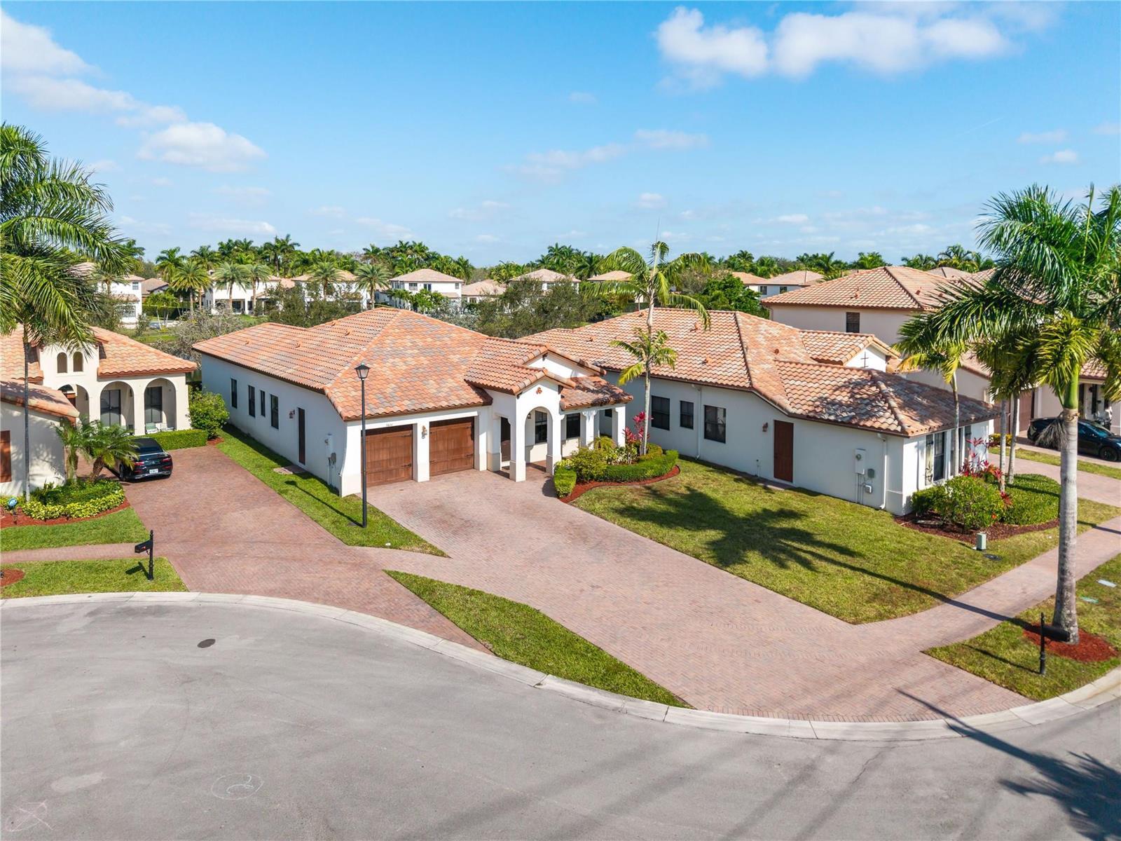 3644 NW 85th Avenue, Cooper City FL 33024 photo 2