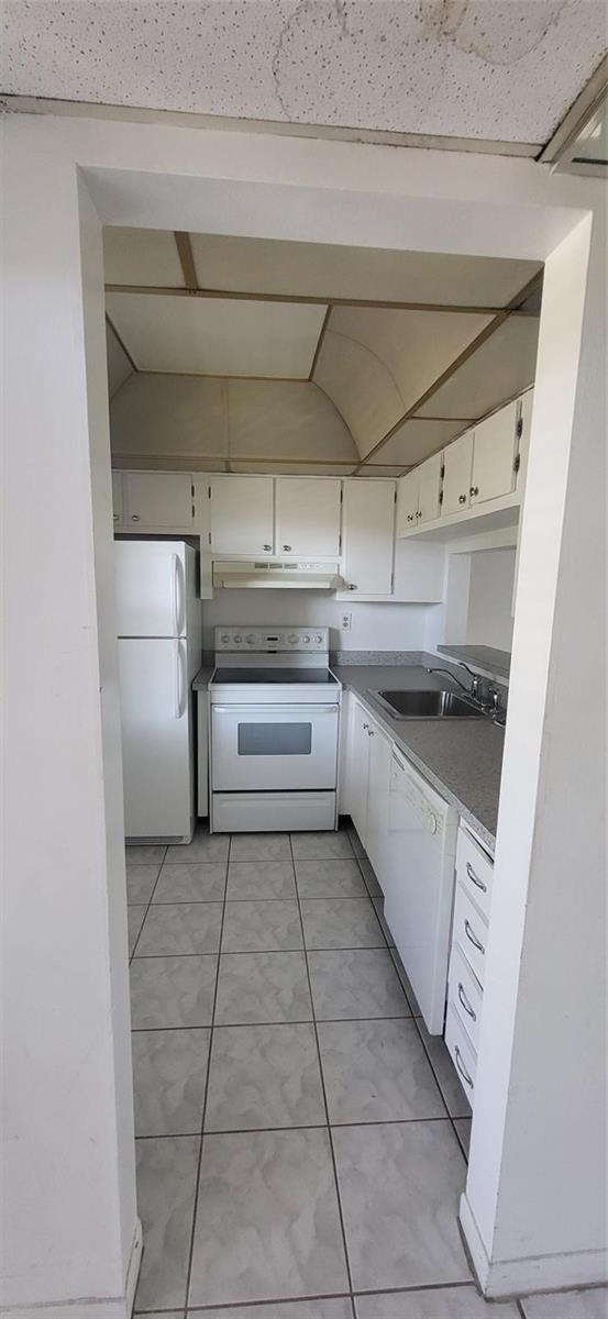 9070 Lime Bay Boulevard # 309, Tamarac FL 33321 photo 3