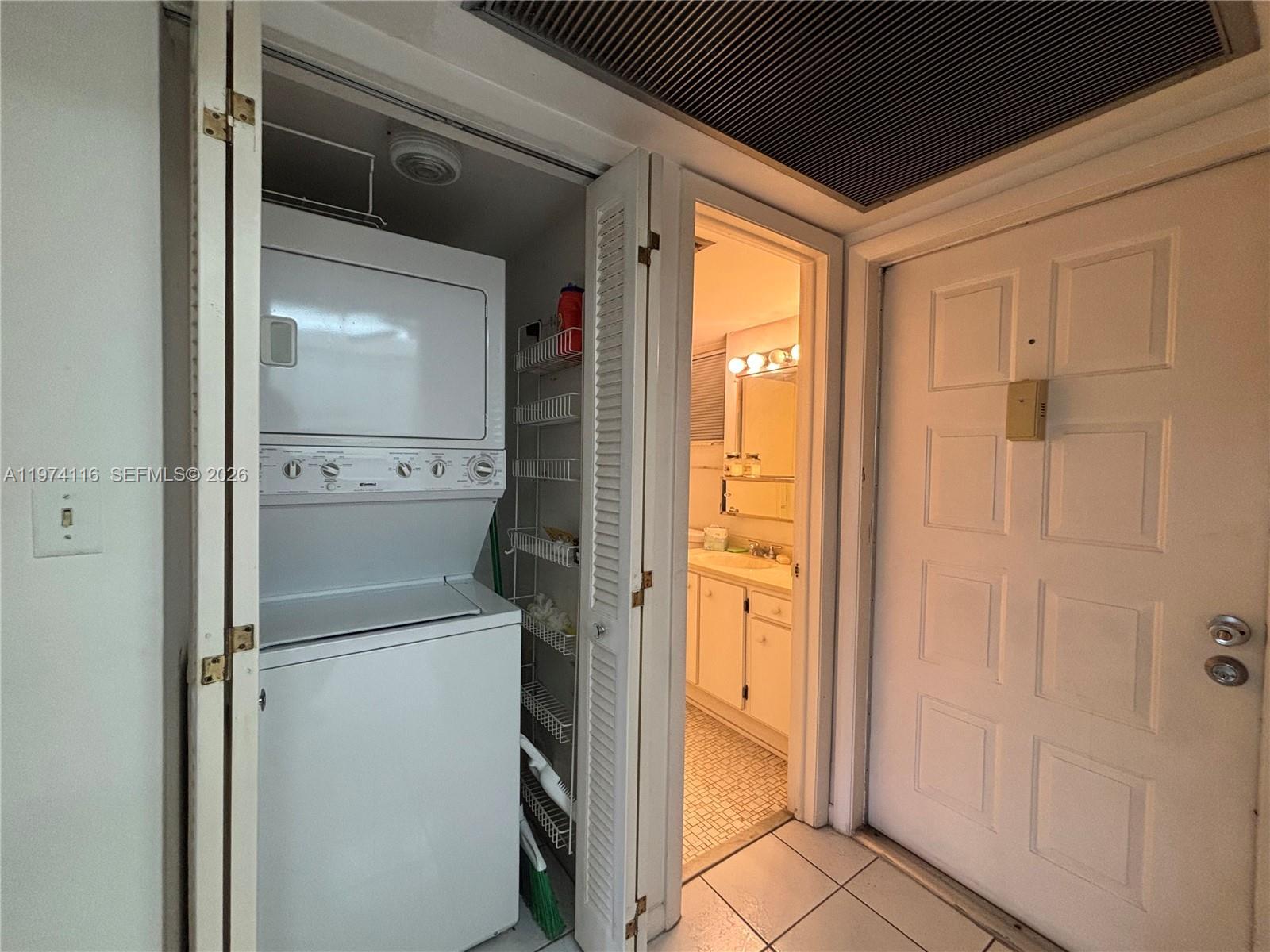1100 Colony Point Cir # 316, Pembroke Pines FL 33026 photo 5