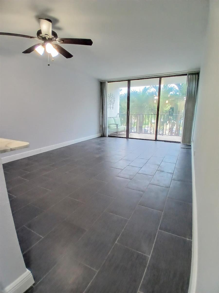 1830 Embassy Drive # 303, West Palm Beach FL 33401 photo 3