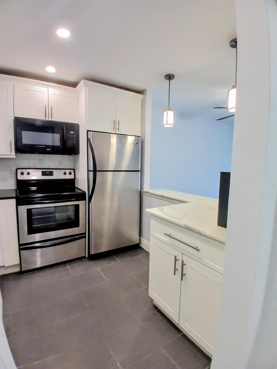 1830 Embassy Drive # 303, West Palm Beach FL 33401 photo 4