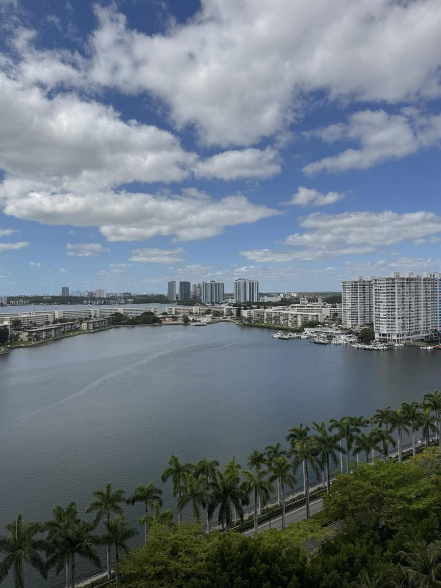 2851 NE 183rd Street # 1710e, Aventura FL 33160