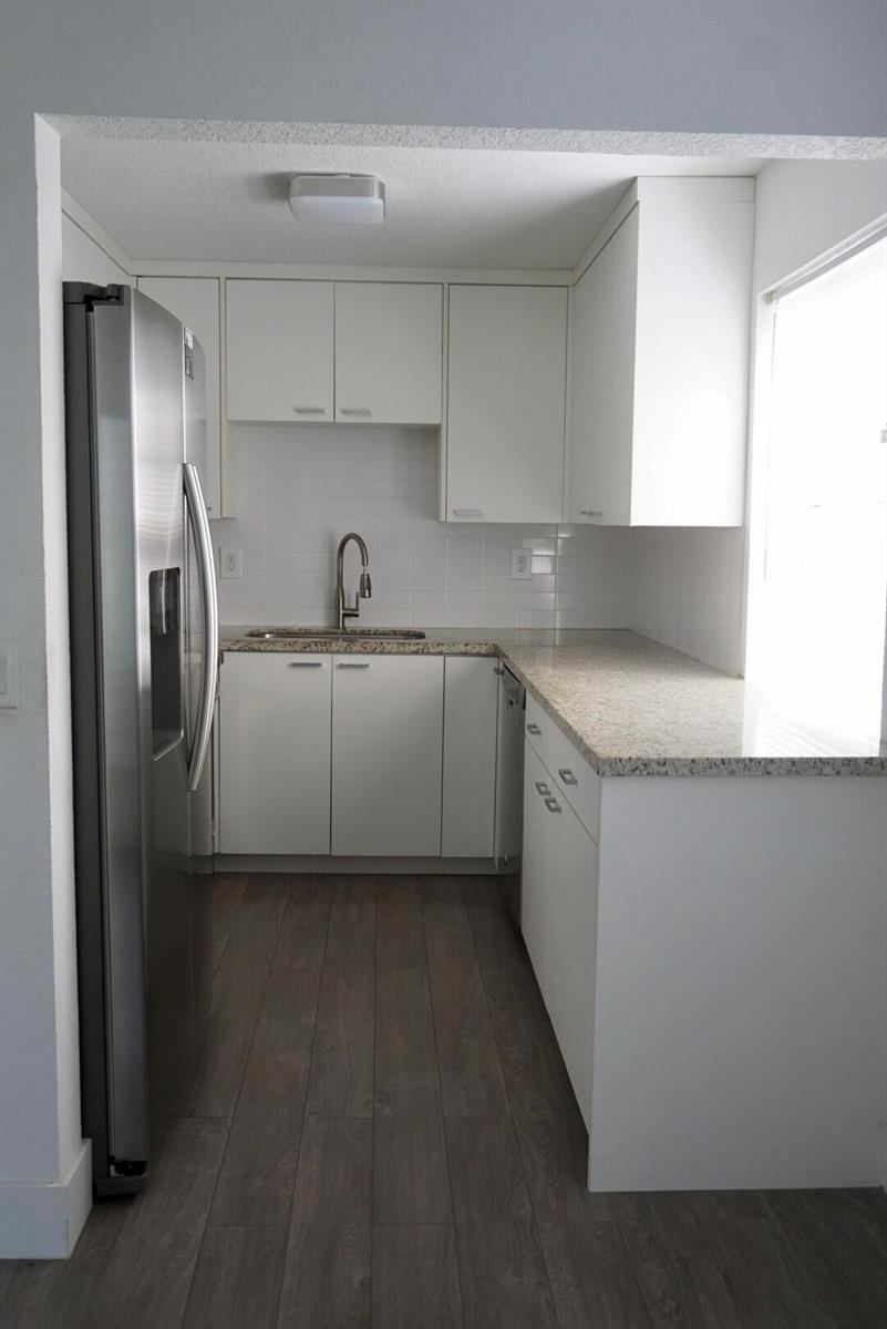 307 Burgundy # G, Delray Beach FL 33484 photo 4