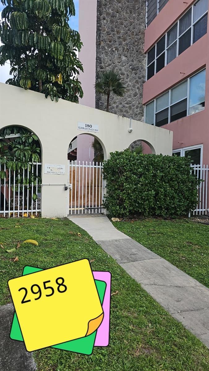 180 NE 12th Ave # 15A, Hallandale Beach FL 33009