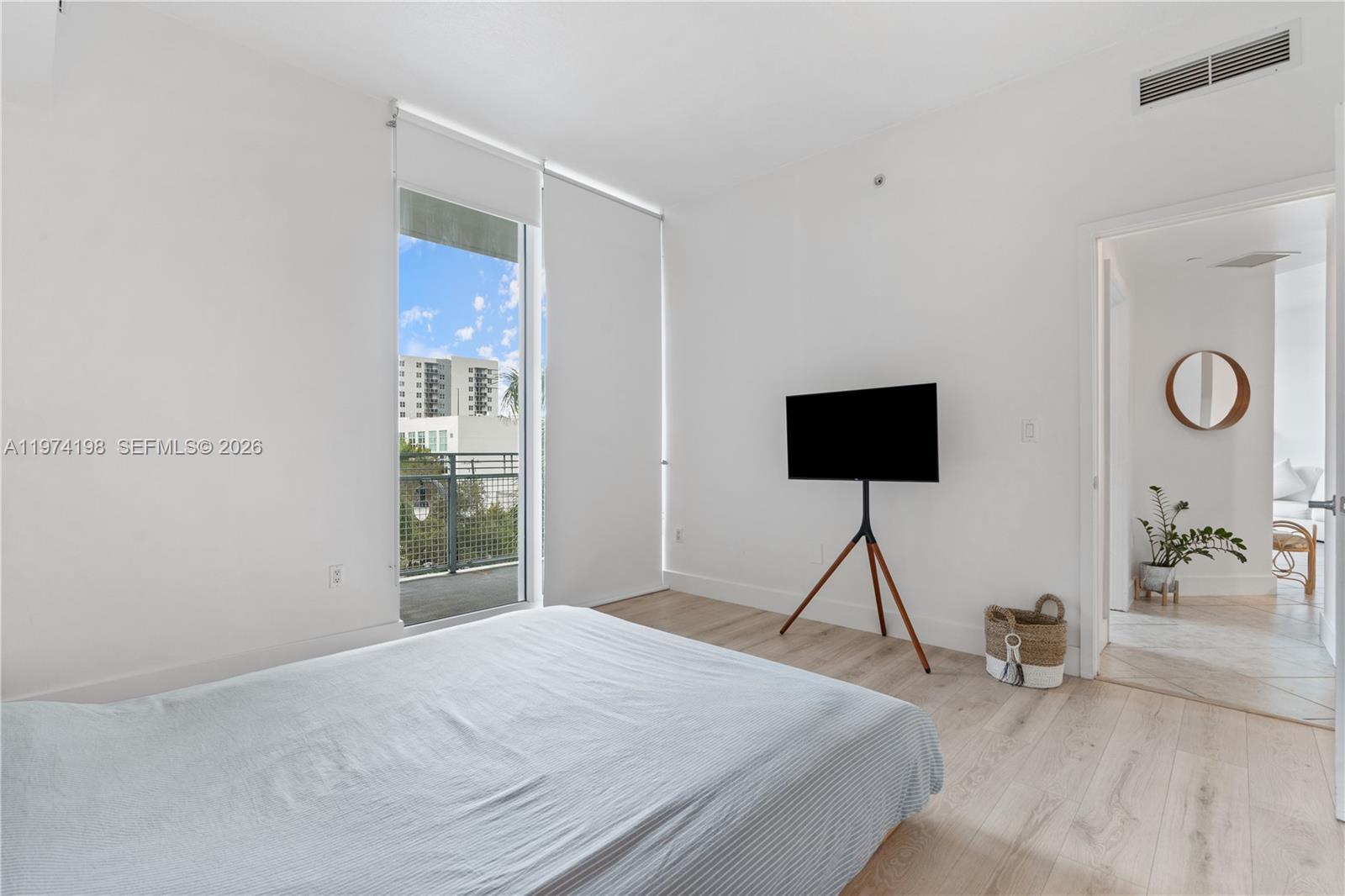 350 NE 24th St # 406, Miami FL 33137