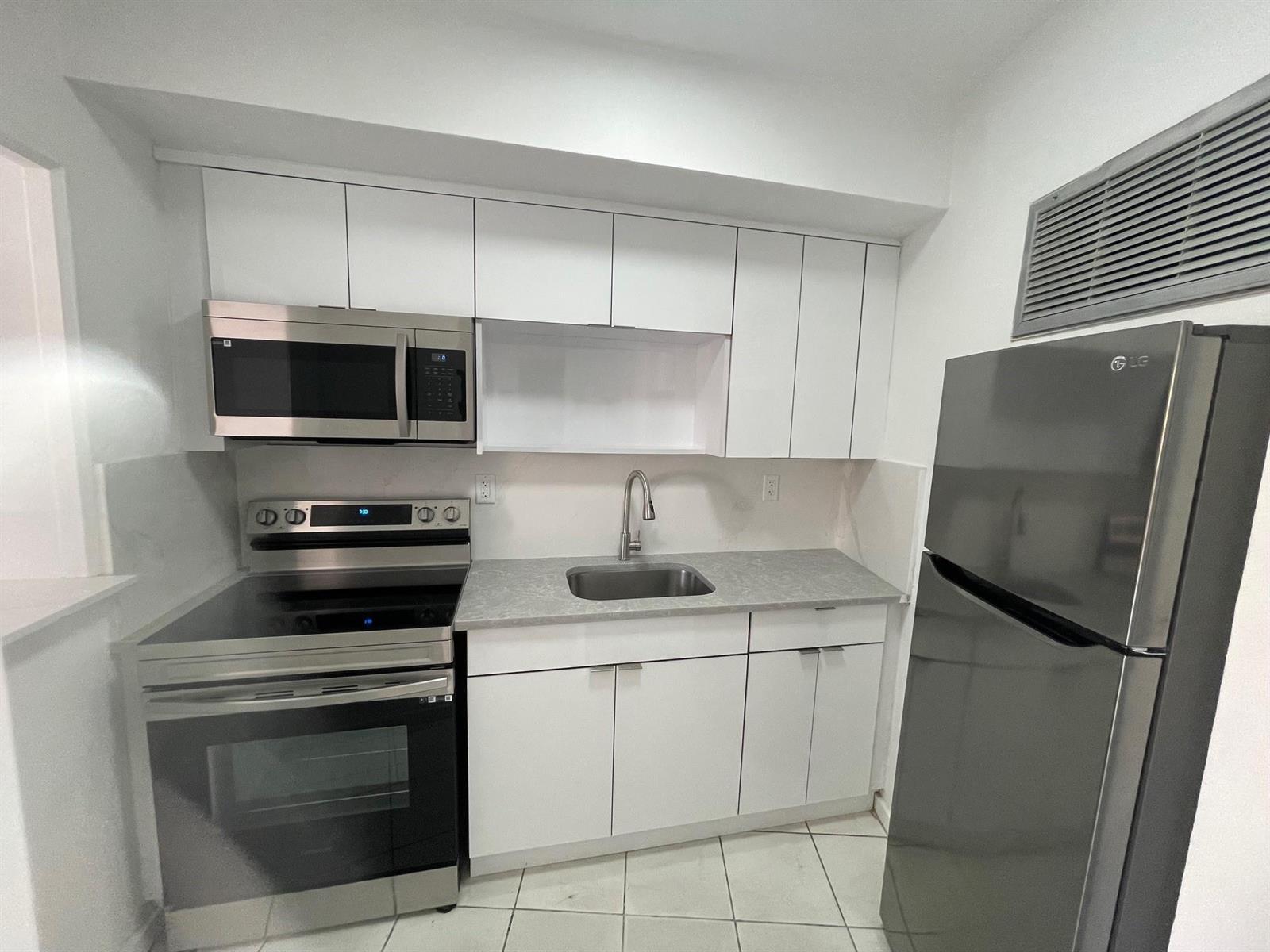 11 SW 52nd Avenue # 7A, Coral Gables FL 33134 photo 2