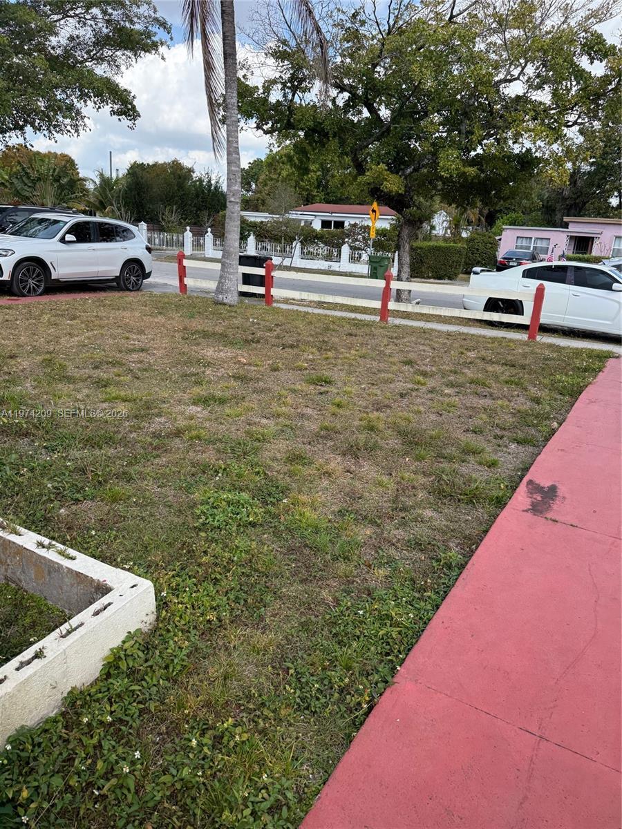 130 NW 124th St, North Miami FL 33168 photo 2