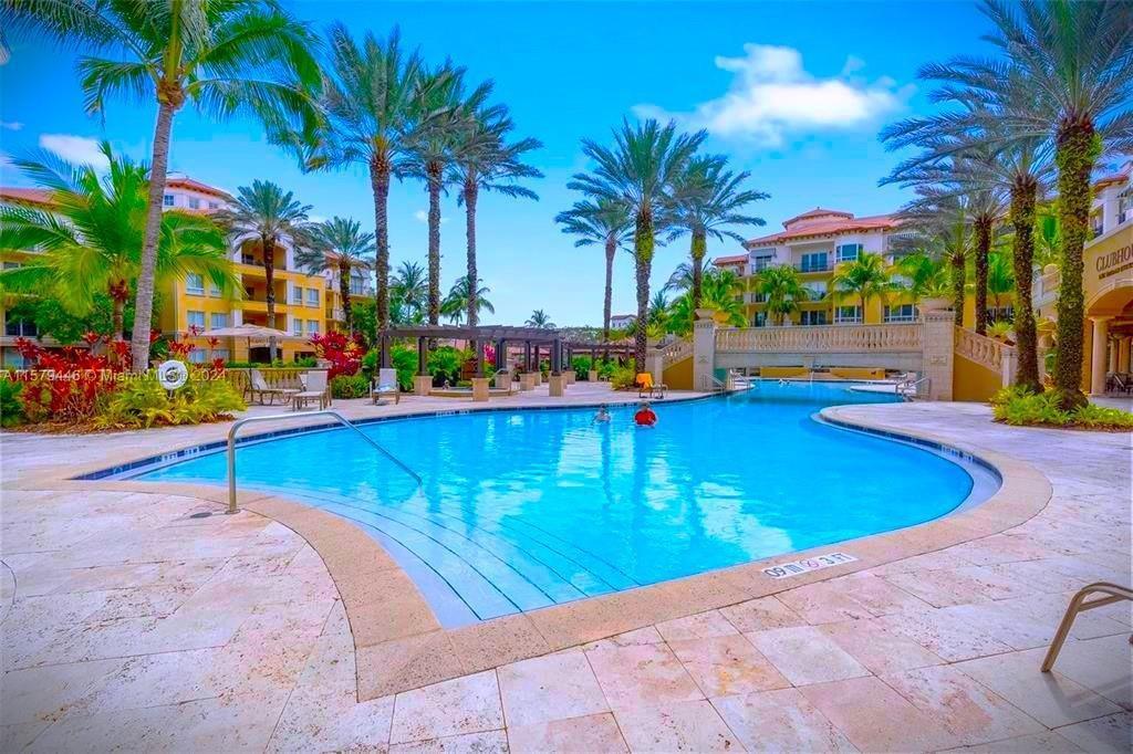 16102 Emerald Estates Drive # 325, Weston FL 33331 photo 4