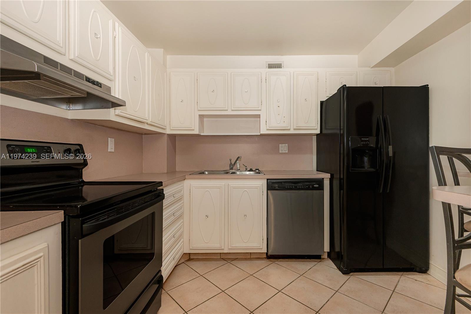 10854 N Kendall Dr # 215, Miami FL 33176 photo 5
