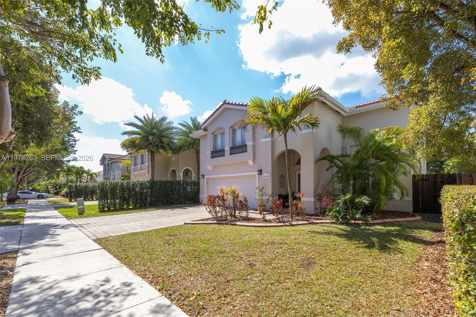 4650 NW 109th Ct, Doral FL 33178 photo 2
