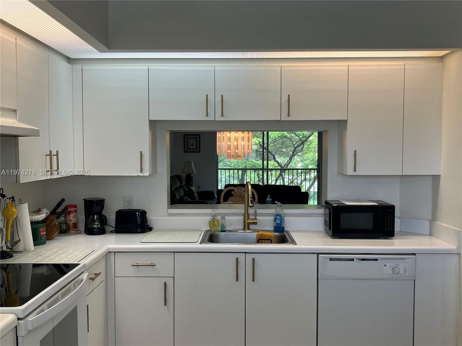 13105 SW 16th Ct # 313L, Pembroke Pines FL 33027