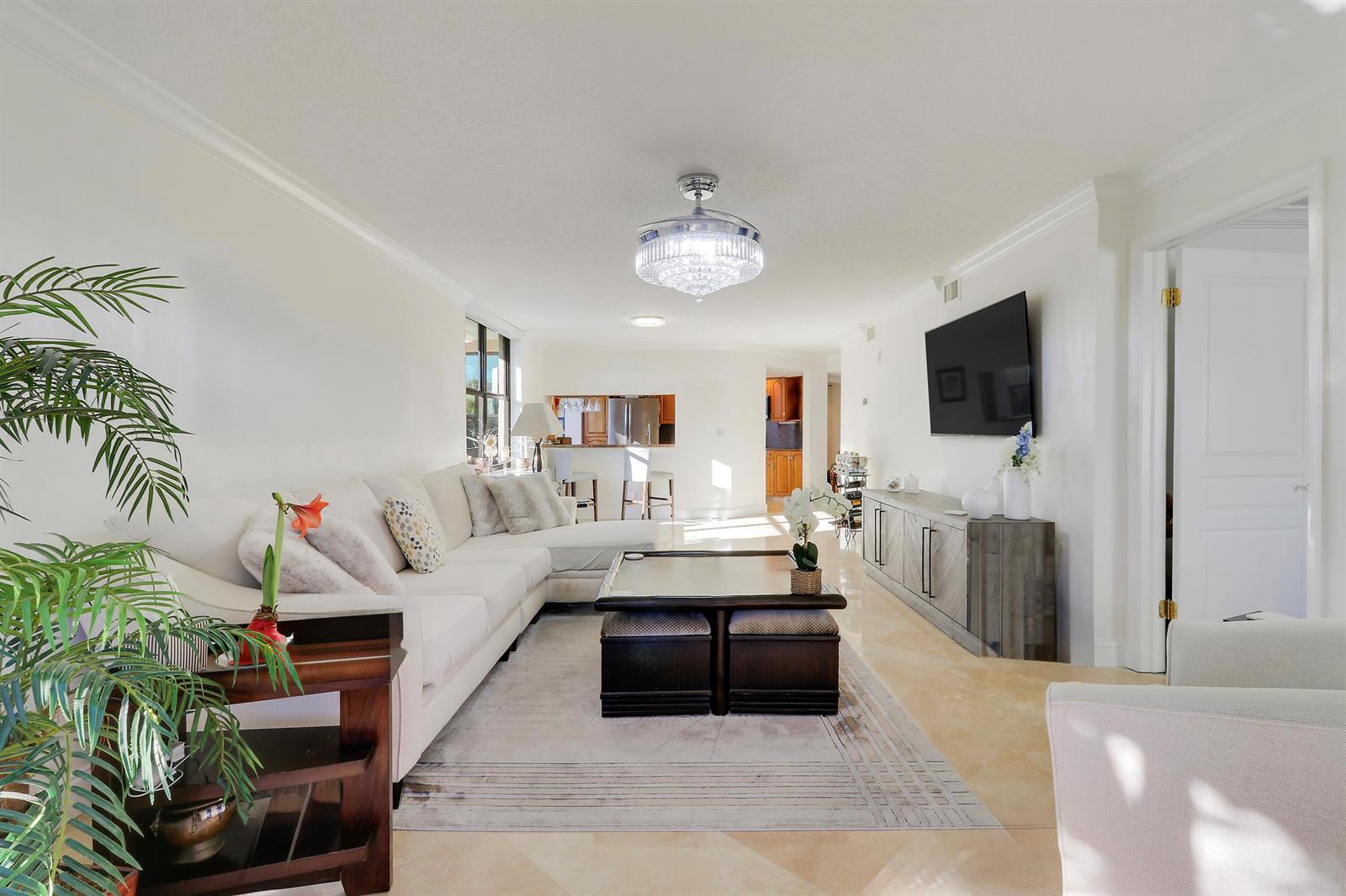 235 Bay Colony Drive N, Juno Beach FL 33408 photo 5