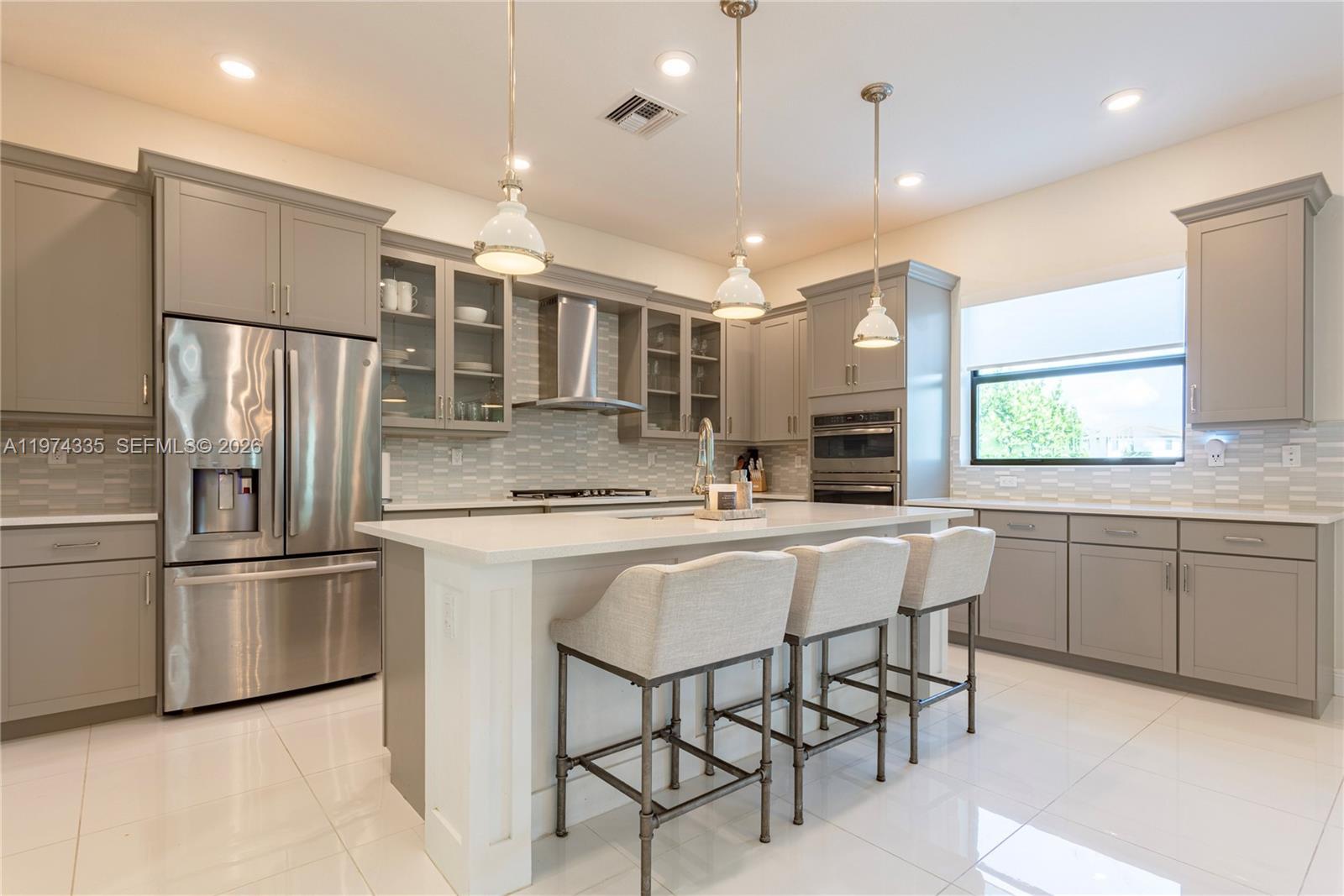 8555 E Baypoint Cir, Parkland FL 33076 photo 2