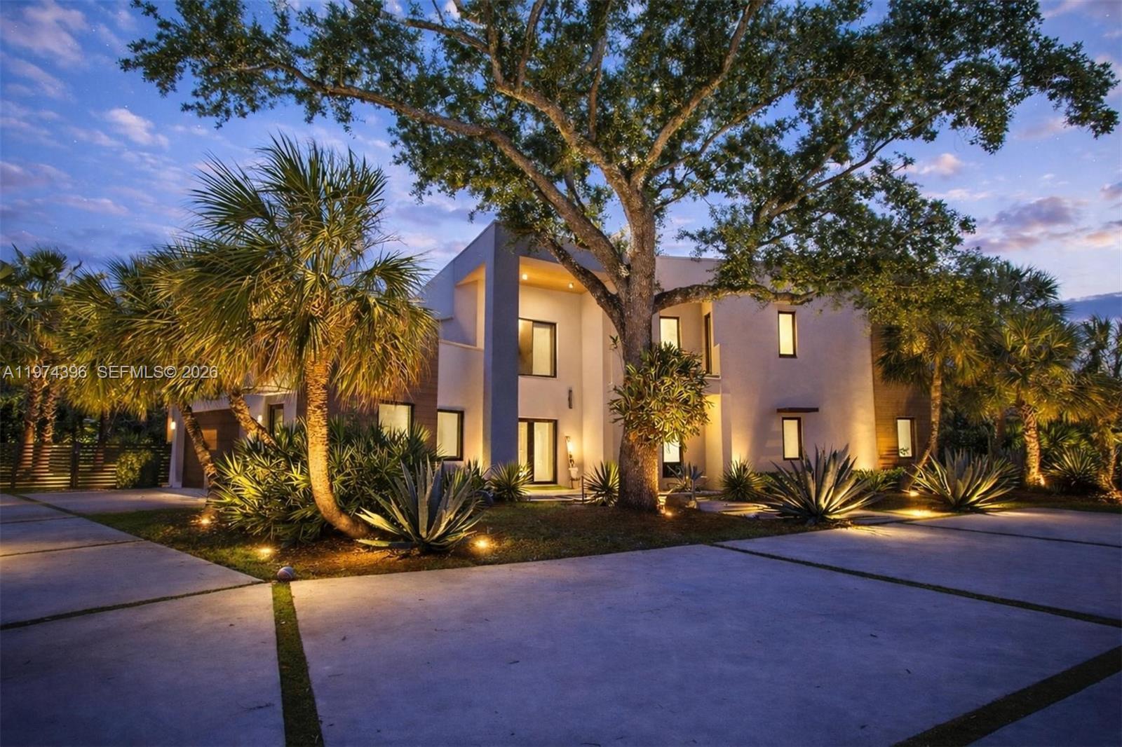 12021 NW 4th St, Plantation FL 33325 photo 2