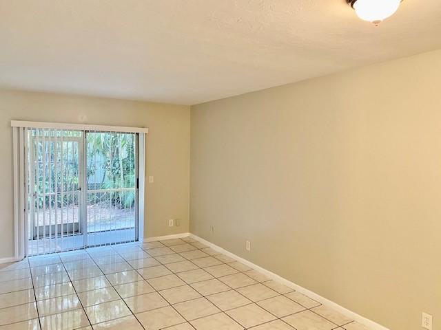 220 Croton Avenue # 105, Lantana FL 33462 photo 3