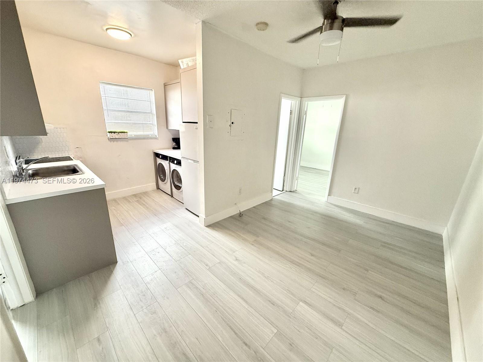 1043 NW 2nd St # 16, Miami FL 33128