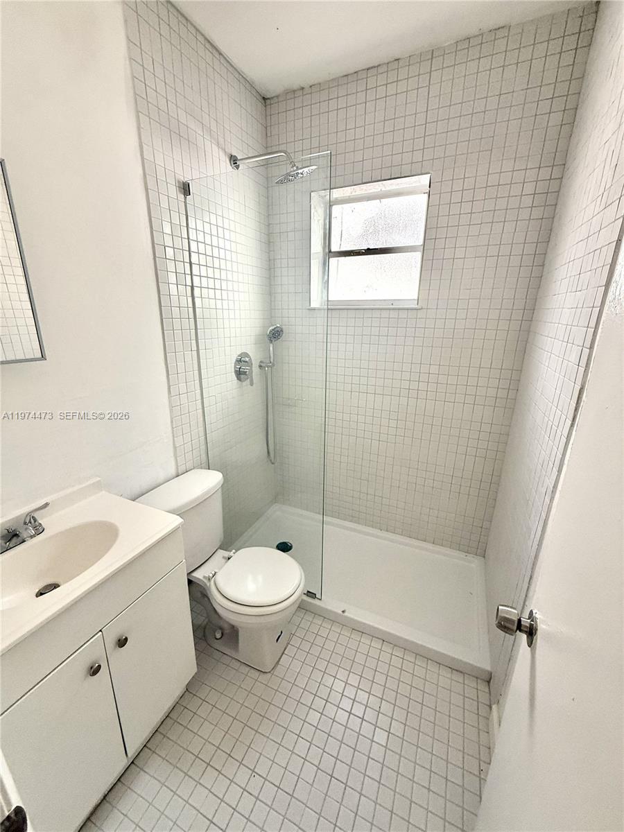 1043 NW 2nd St # 16, Miami FL 33128 photo 5
