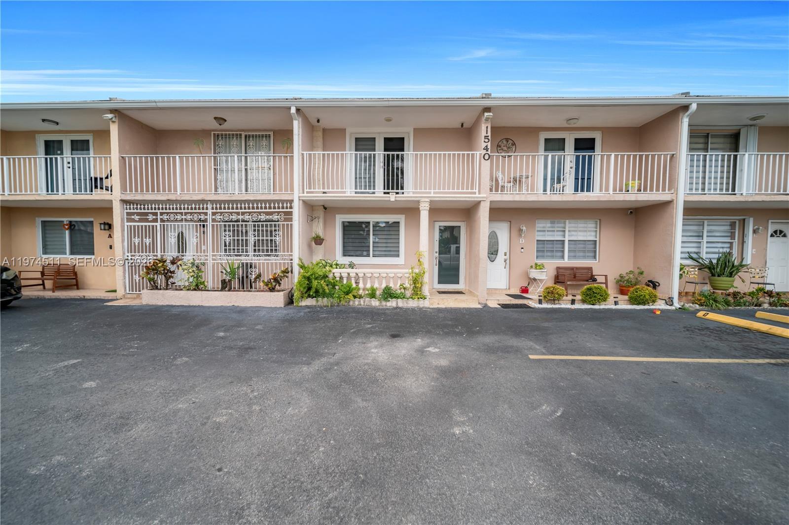 1540 W 42nd Pl # C, Hialeah FL 33012 photo 3