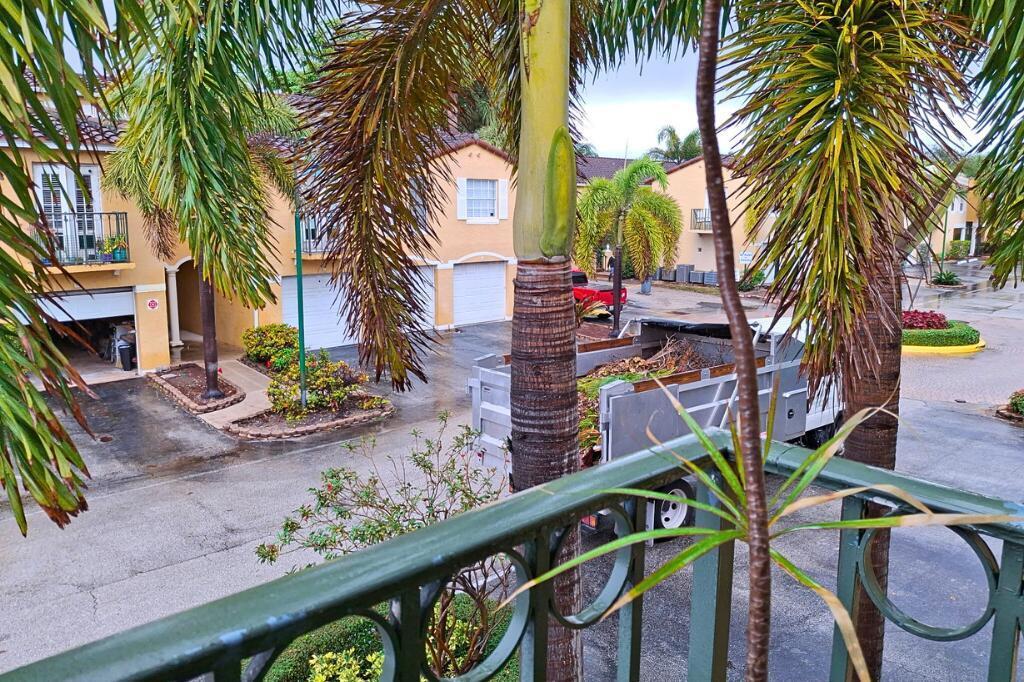 1030 Lake Shore Drive # 206, Lake Park FL 33403 photo 4